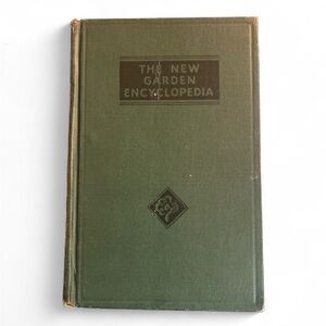 The New Garden Encyclopedia E. L. D. Seymour editor 1946‎